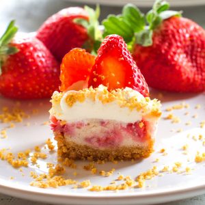 Cupcakes au cheesecake aux fraises